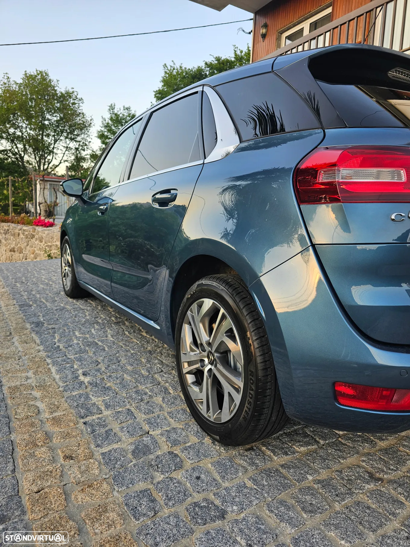 Citroën C4 Picasso PureTech 130 Stop&Start SHINE - 7
