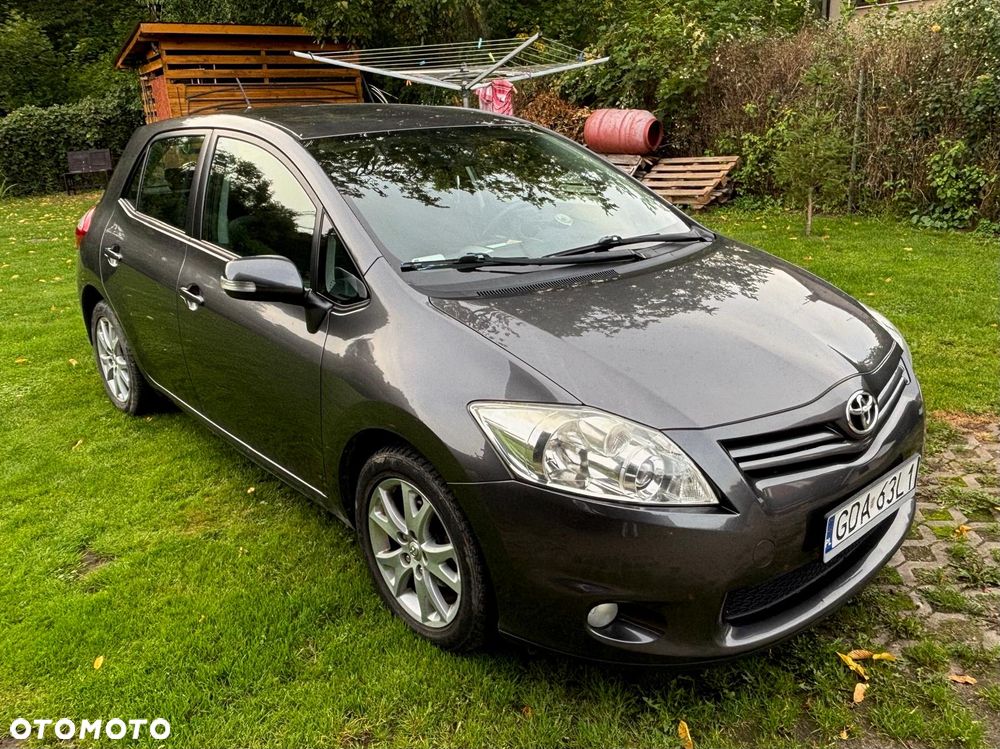 Toyota Auris 1.6 Valvematic Edition - 11