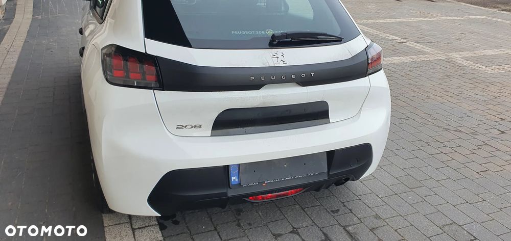 Peugeot 208 - 9