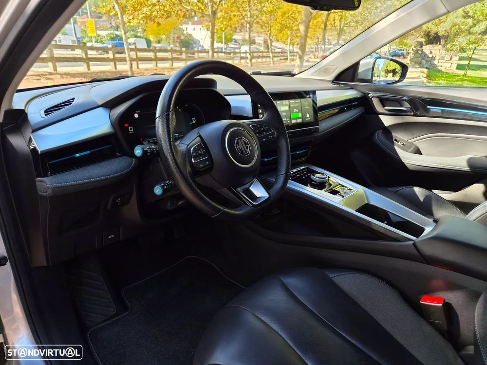 MG MG5 5 Standard Luxury - 12