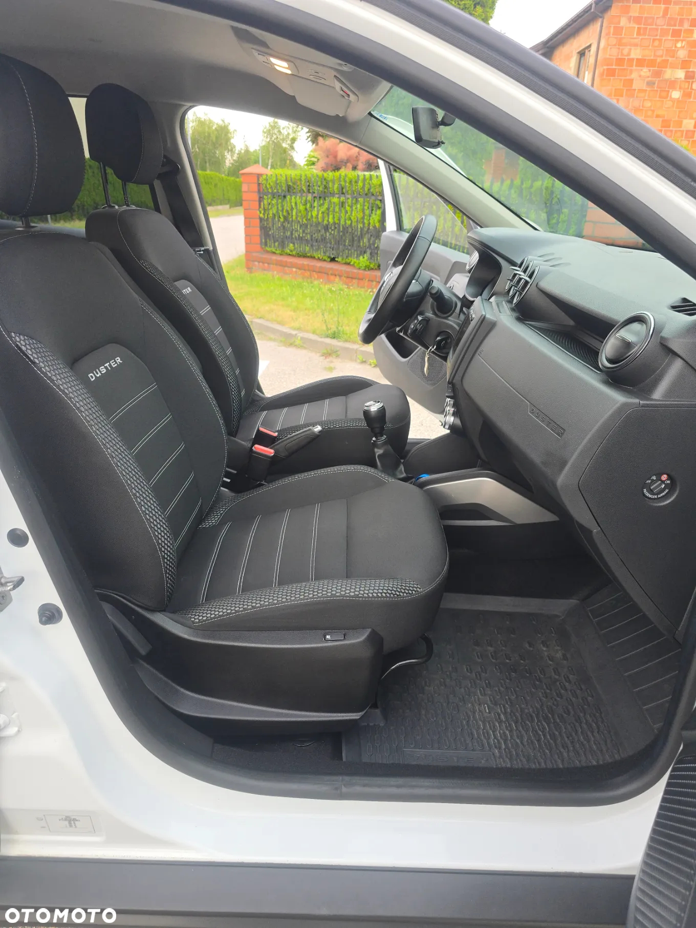 Dacia Duster 1.6 SCe Prestige 4WD - 37