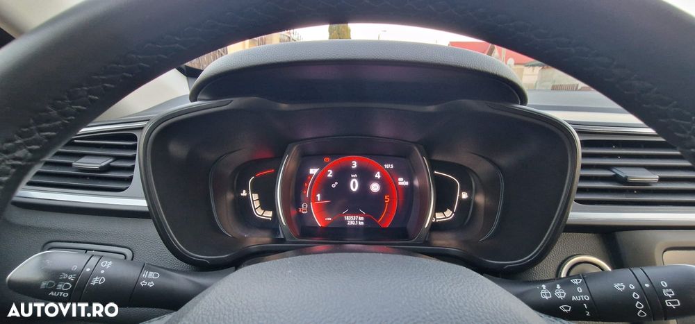 Renault Kadjar BLUE dCi EDC Intens - 10