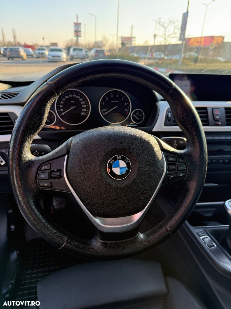 BMW Seria 3 320i EfficientDynamics Edition - 9