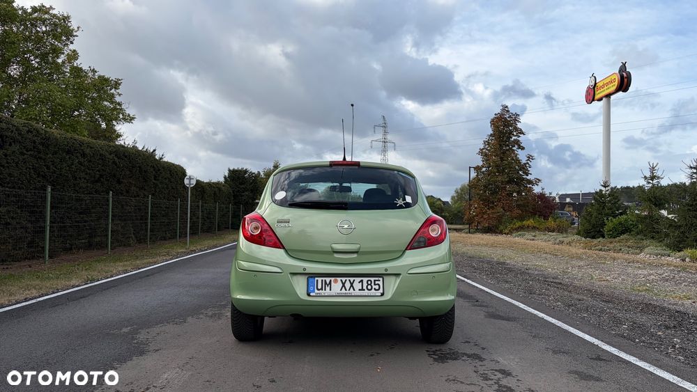 Opel Corsa 2009 photo 3