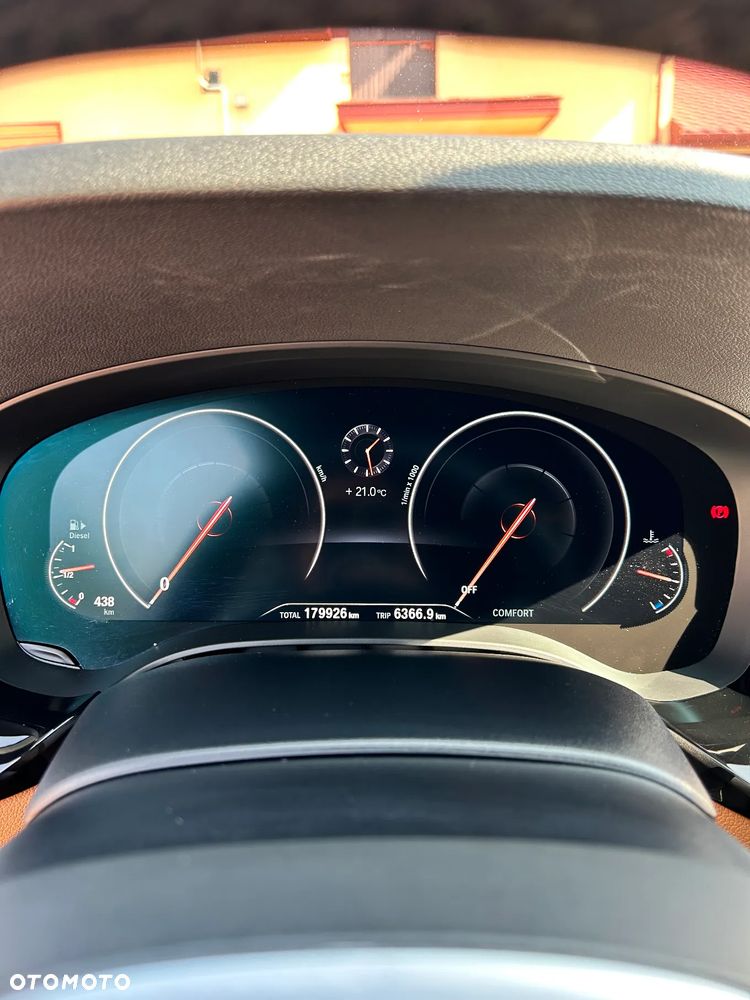 BMW Seria 5 530d xDrive M Sport sport - 23