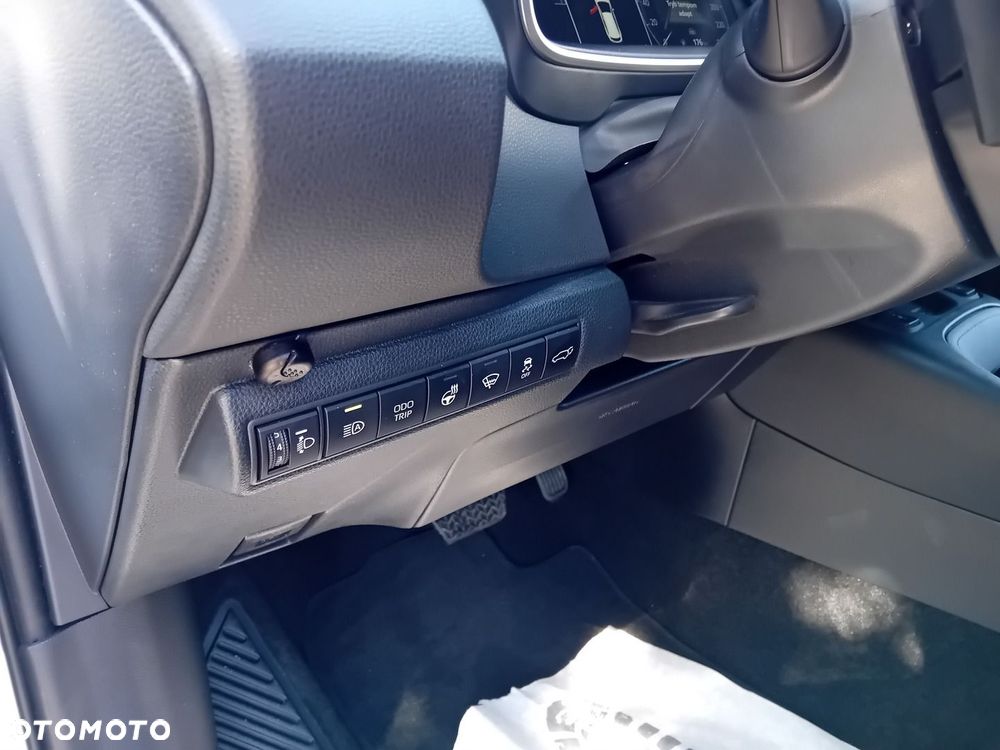 Toyota Corolla 2.0 Hybrid GR Sport - 25