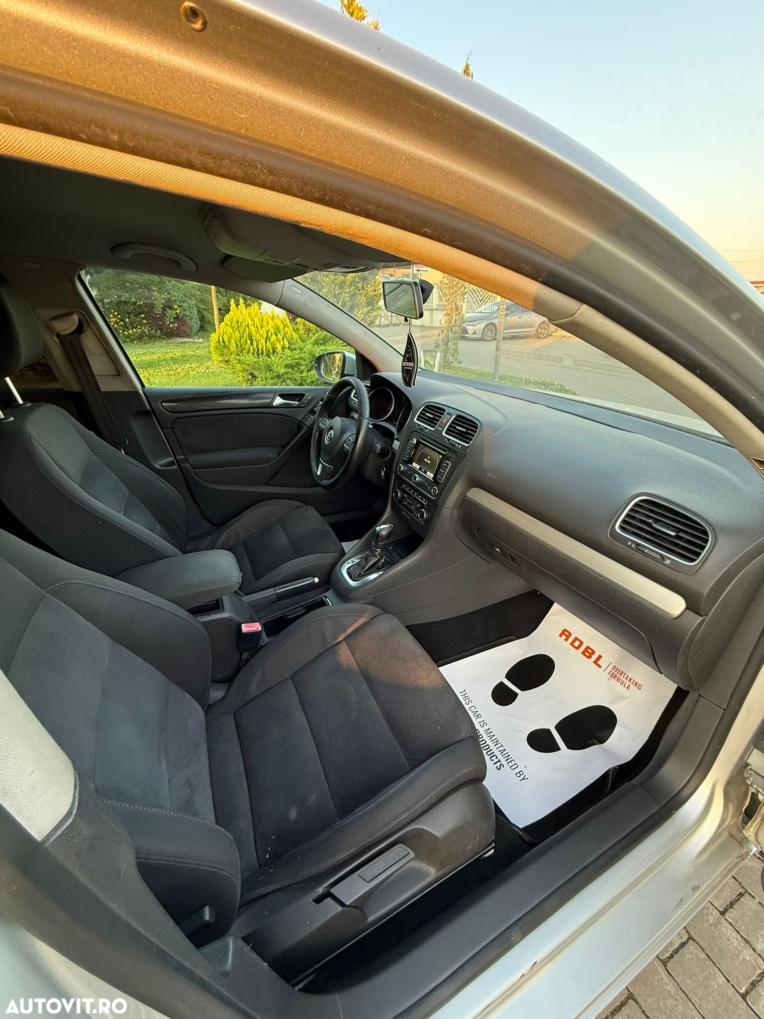 Volkswagen Golf 2.0 TDI BlueMotion Technology Comfortline DSG - 8