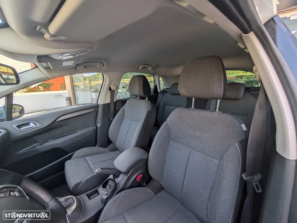 Citroën C4 1.6 BlueHDi Feel EAT6 - 10