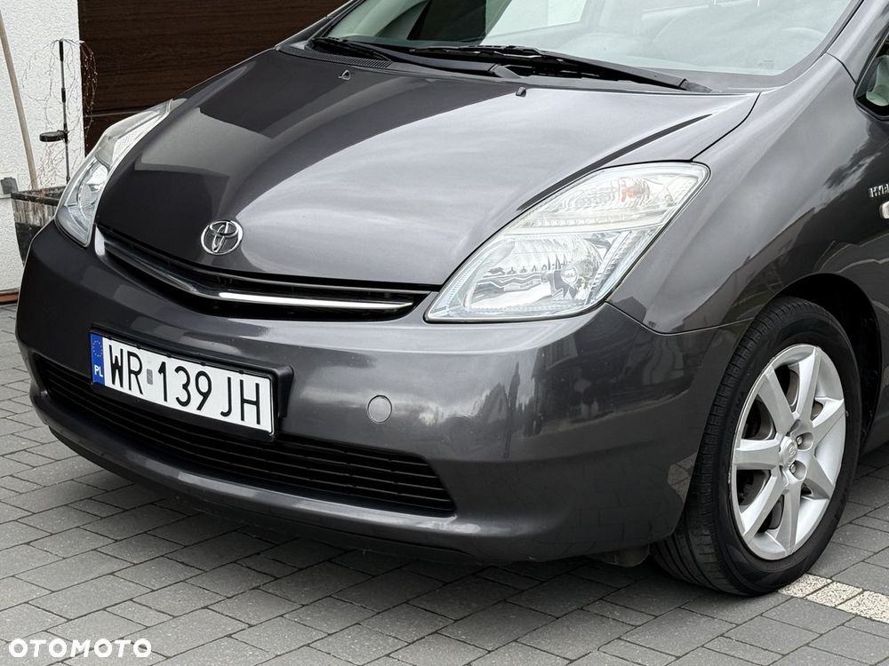 Toyota Prius 1.5 VVT-i Sol - 32