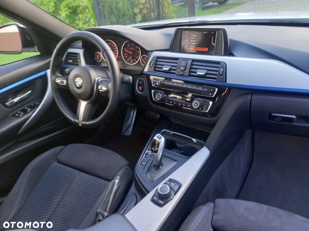 BMW Seria 3 318d M Sport Shadow - 19