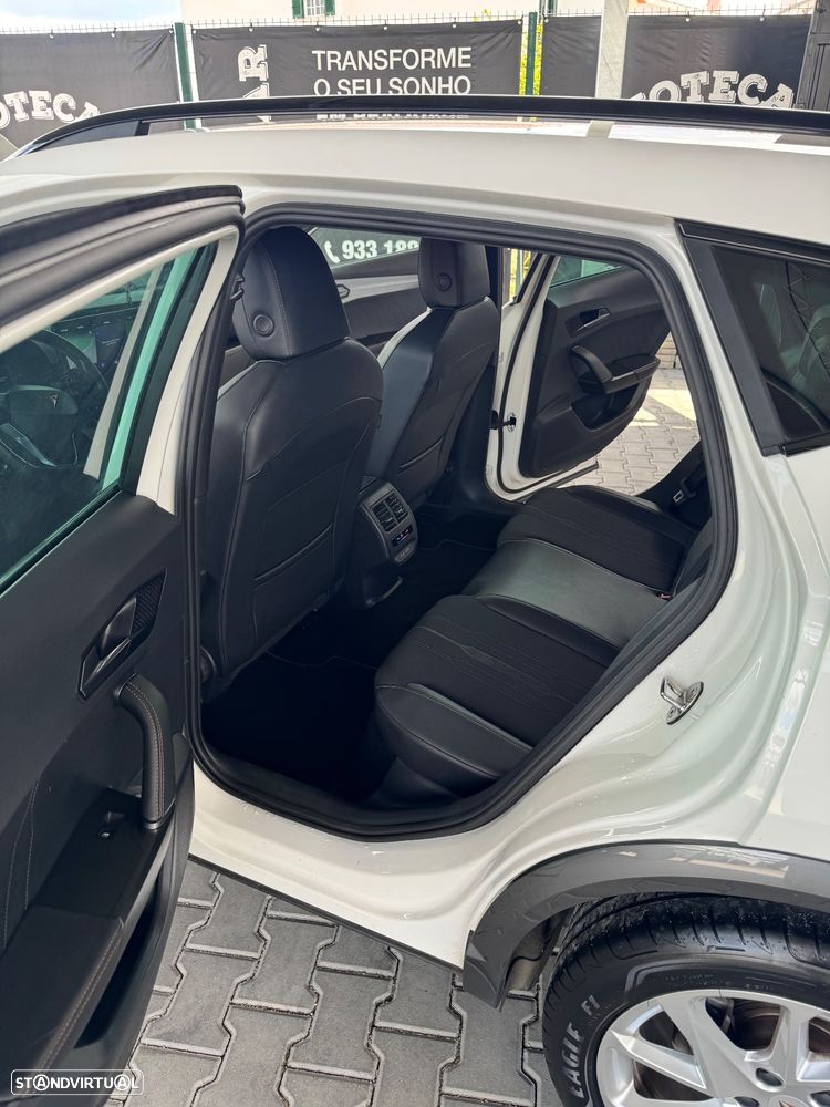 Cupra Formentor 1.4 e-Hybrid Sport DSG - 25