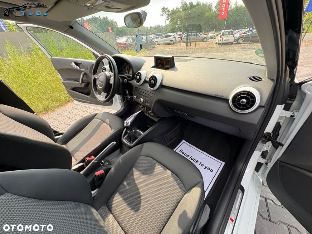 Audi A1 Sportback 1.2 TFSI S line edition m S line Sportpaket - 16