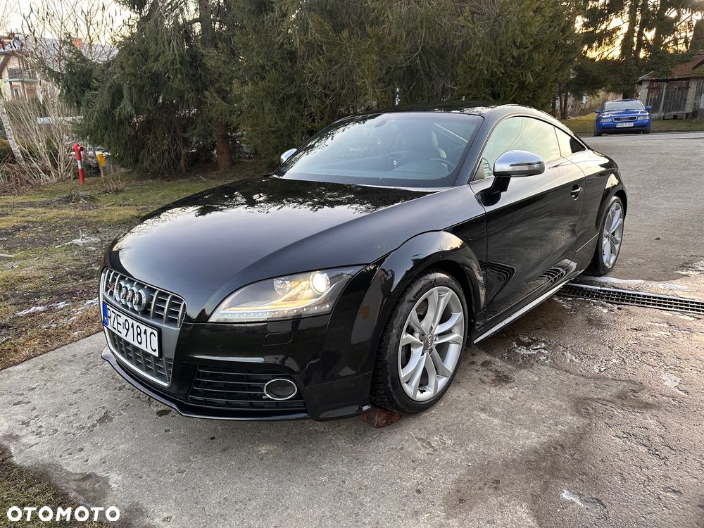 Audi TT S Coupé - 1