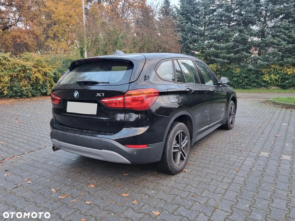 BMW X1 sDrive18d - 8