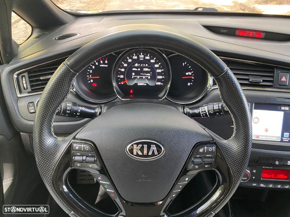 Kia Ceed SW 1.6 CRDi GT Line - 23