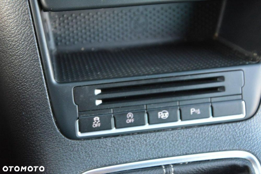 Volkswagen Tiguan - 31