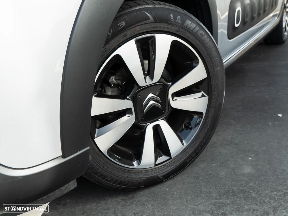 Citroën C3 1.2 PureTech Shine - 9