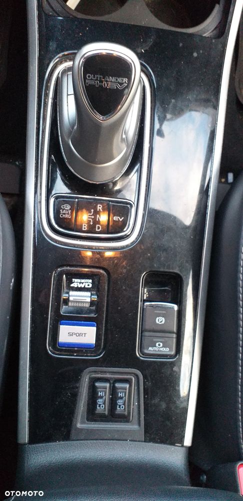 Mitsubishi Outlander ver-phev-intense-plus - 8