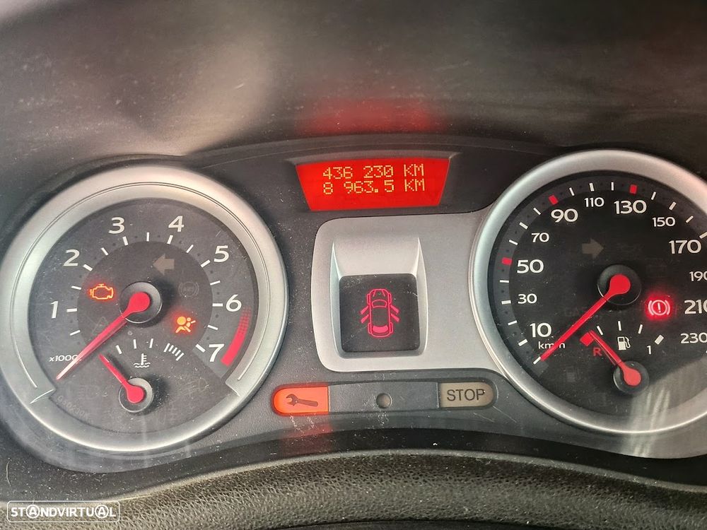 Renault Clio Sport Tourer - 2