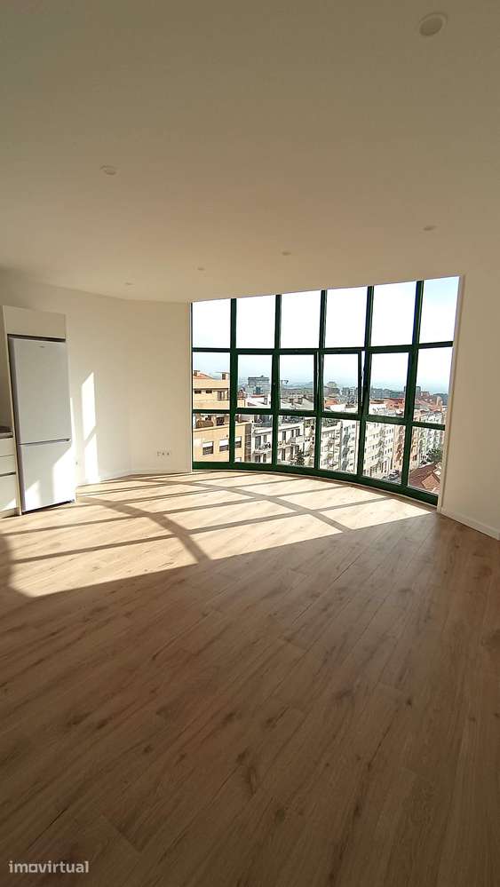Apartamento T0 totalmente remodelado em Mafamude - Grande imagem: 5/12