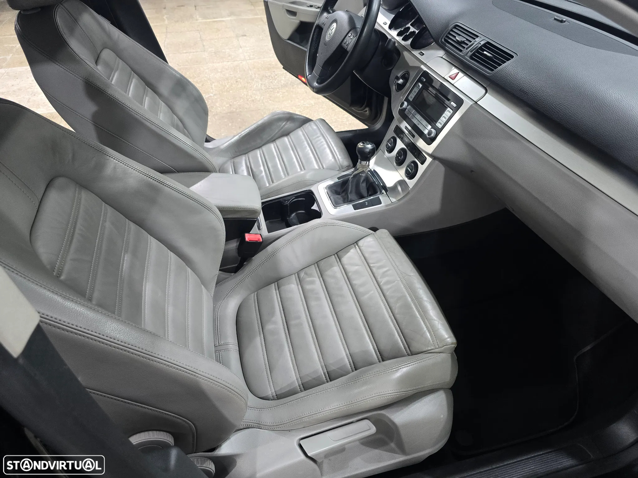 VW Passat Variant 1.8 TSI Highline - 13