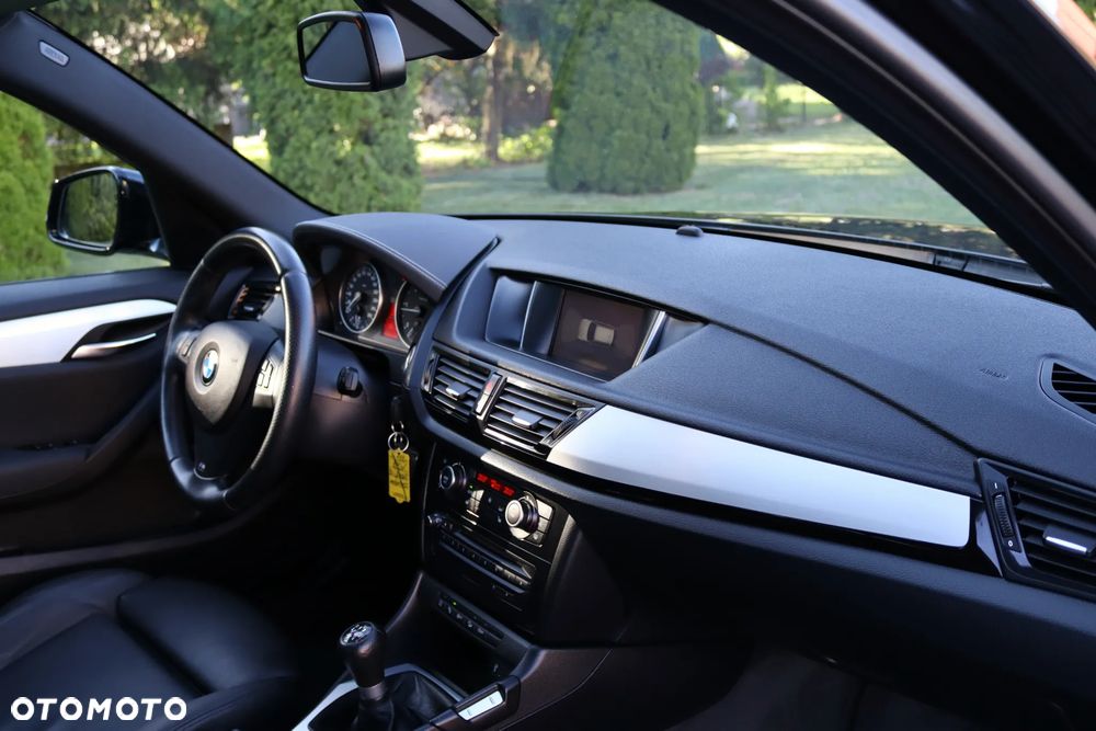 BMW X1 xDrive20d - 23