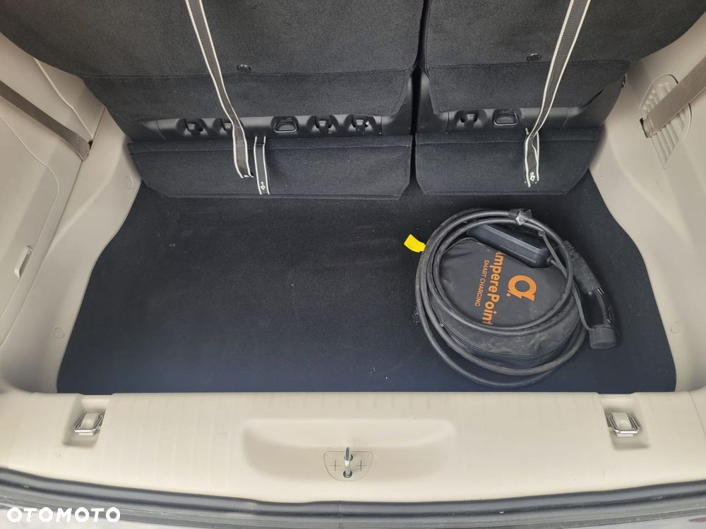 Chrysler Pacifica - 17