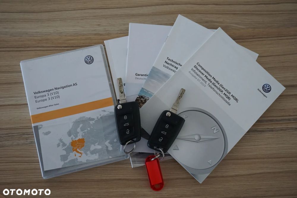Volkswagen Golf 1.5 TSI ACT OPF DSG IQ.DRIVE - 26