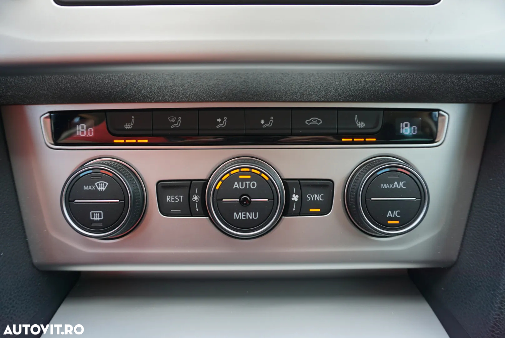 Volkswagen Passat Variant 2.0 TDI DSG Comfortline - 15