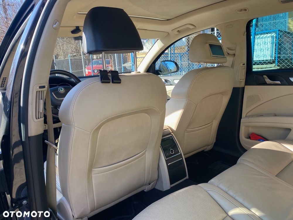 Skoda Superb 3.6 FSI 4x4 Business DSG - 22