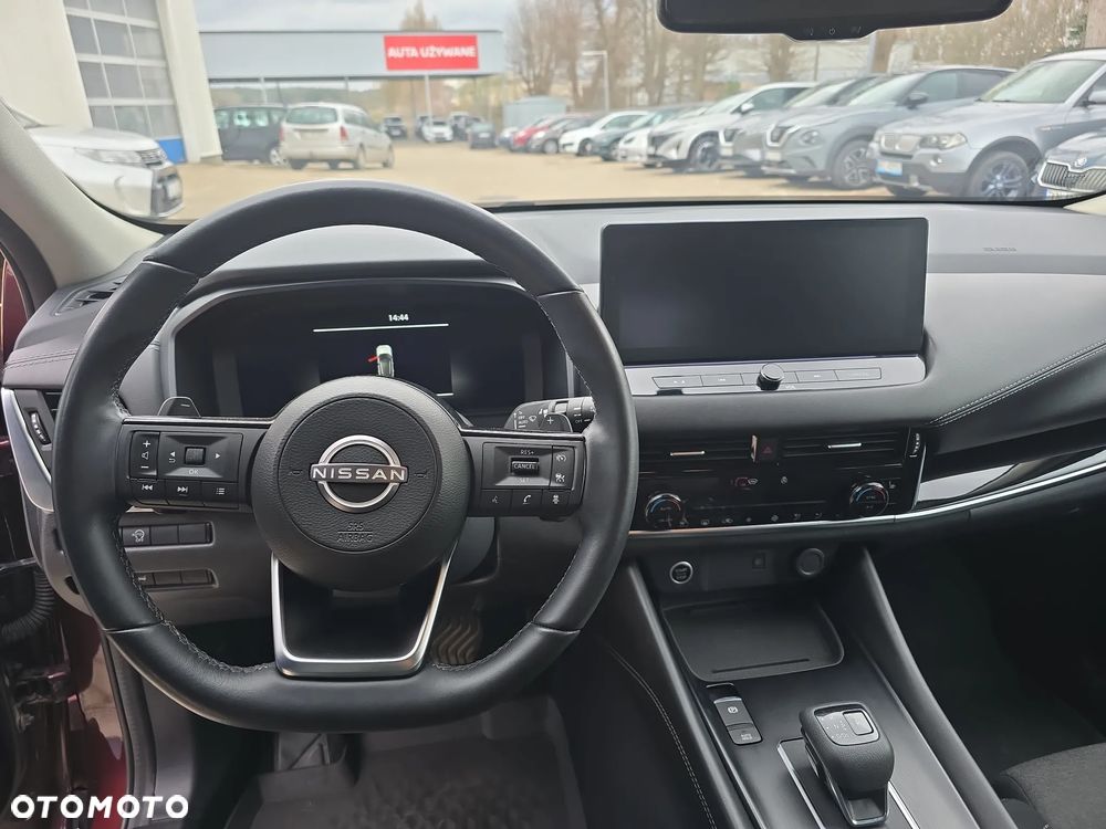 Nissan Qashqai 1.3 DIG-T N-Connecta DCT - 14