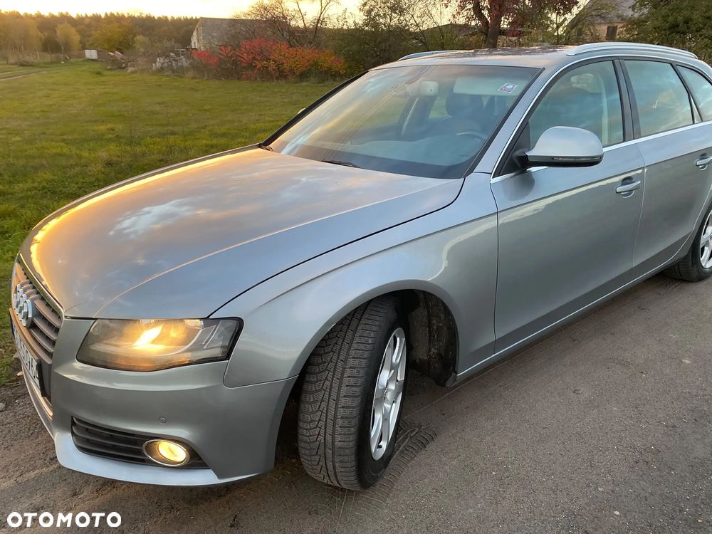 Audi A4 Avant - 9