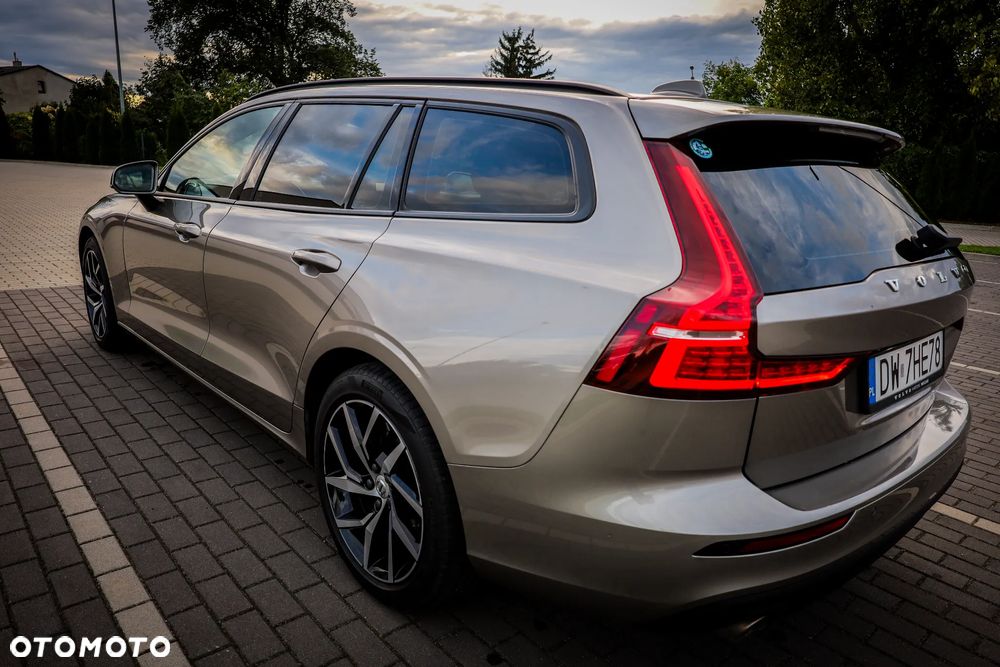Volvo V60 T4 - 4