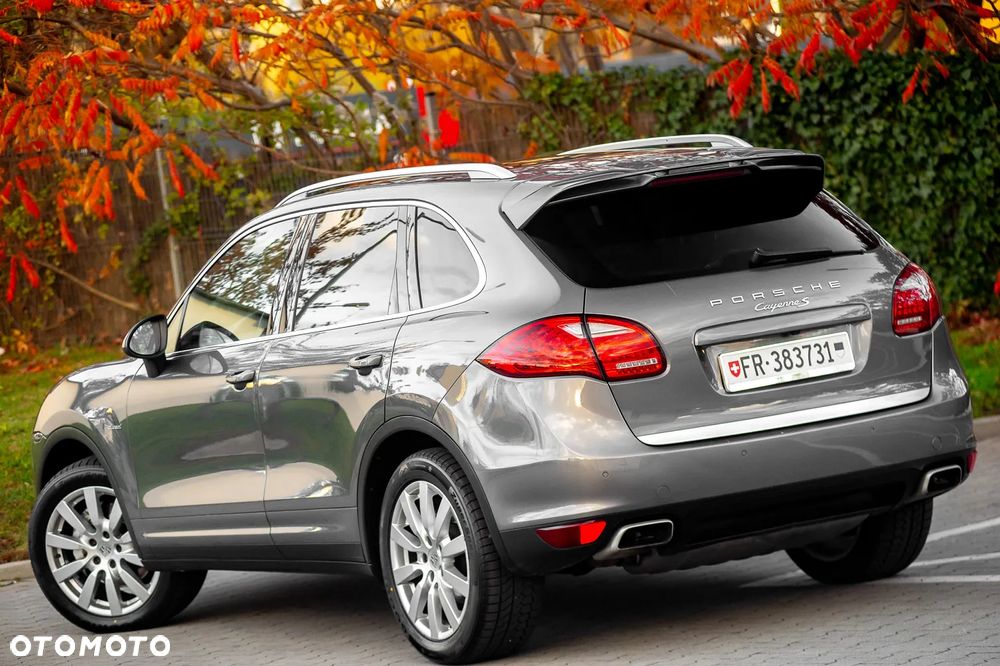 Porsche Cayenne S Tiptronic S - 11