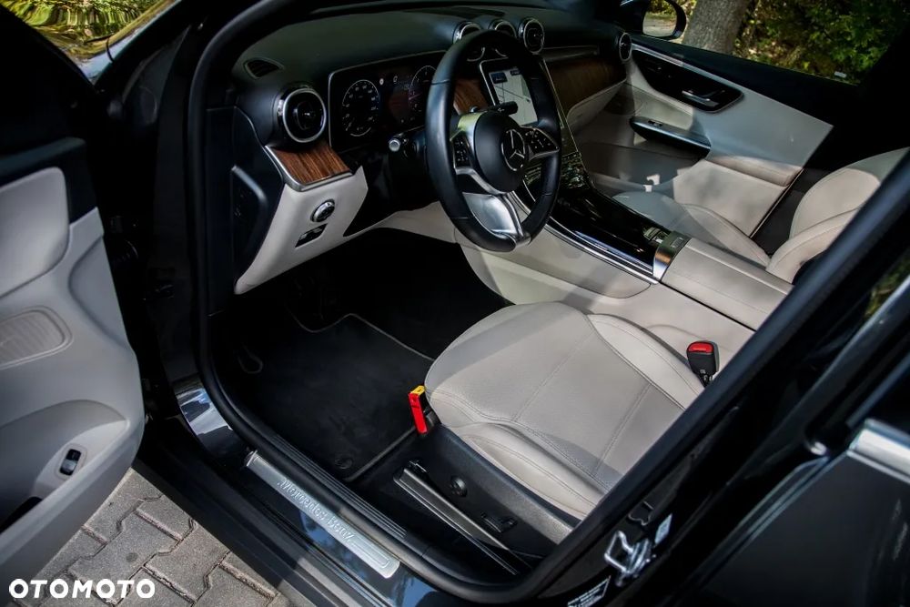 Mercedes-Benz GLC - 10