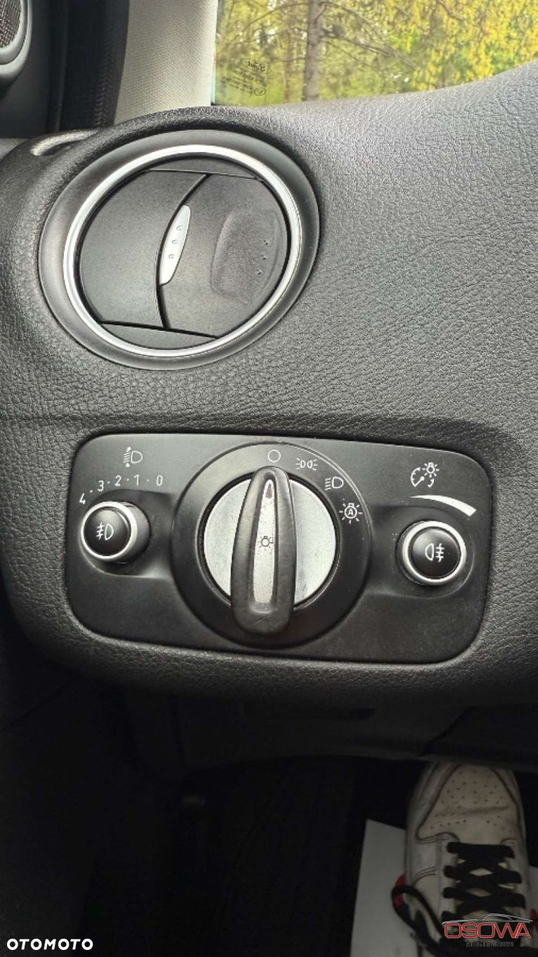 Ford Mondeo - 32