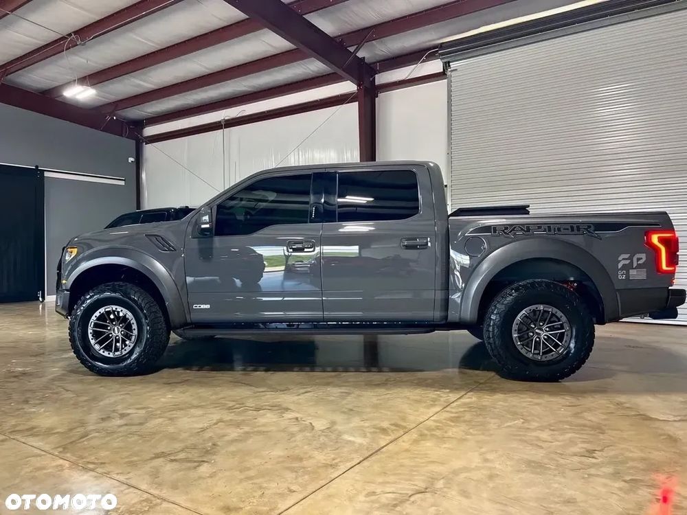 Ford F150 - 6