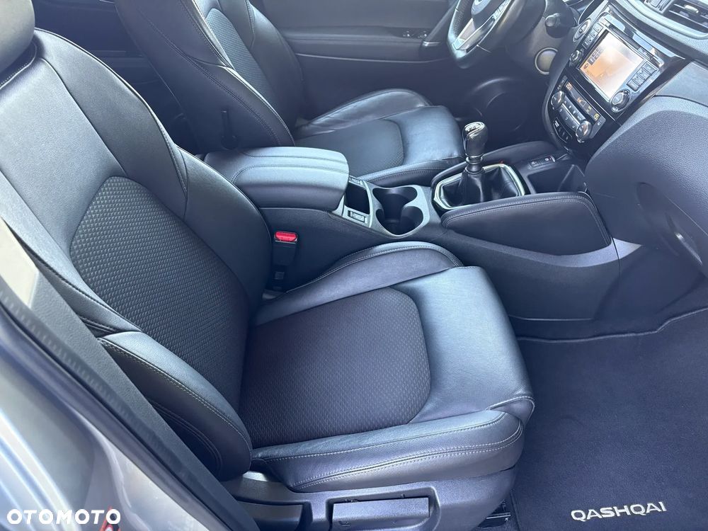 Nissan Qashqai 1.6 DIG-T Tekna - 15