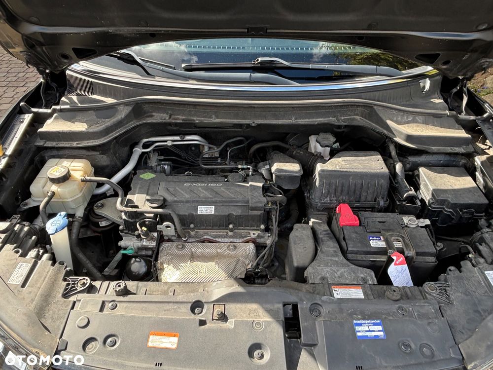 SsangYong/KGM Tivoli e-XGi 160 2WD Black+White - 21