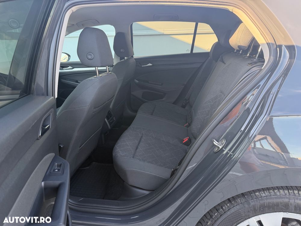 Volkswagen Golf 1.0 TSI Comfortline - 23