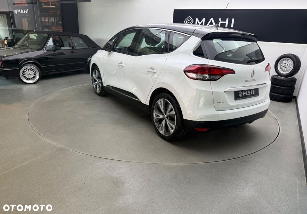 Renault Scenic - 9