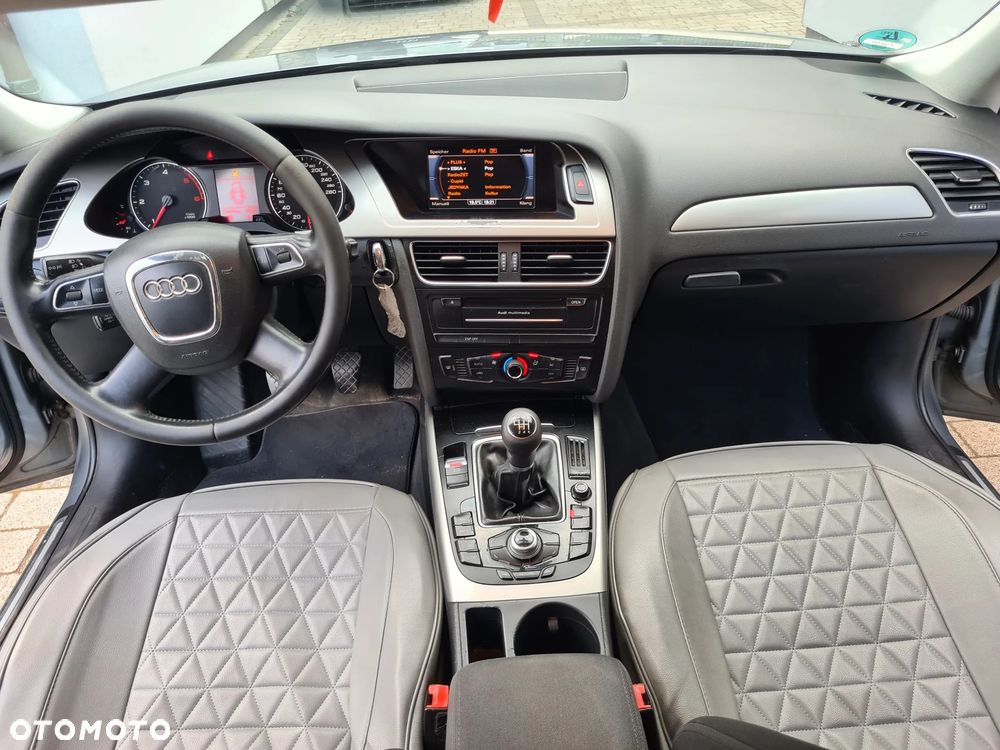 Audi A4 Avant 2.0 TDI DPF Attraction - 3