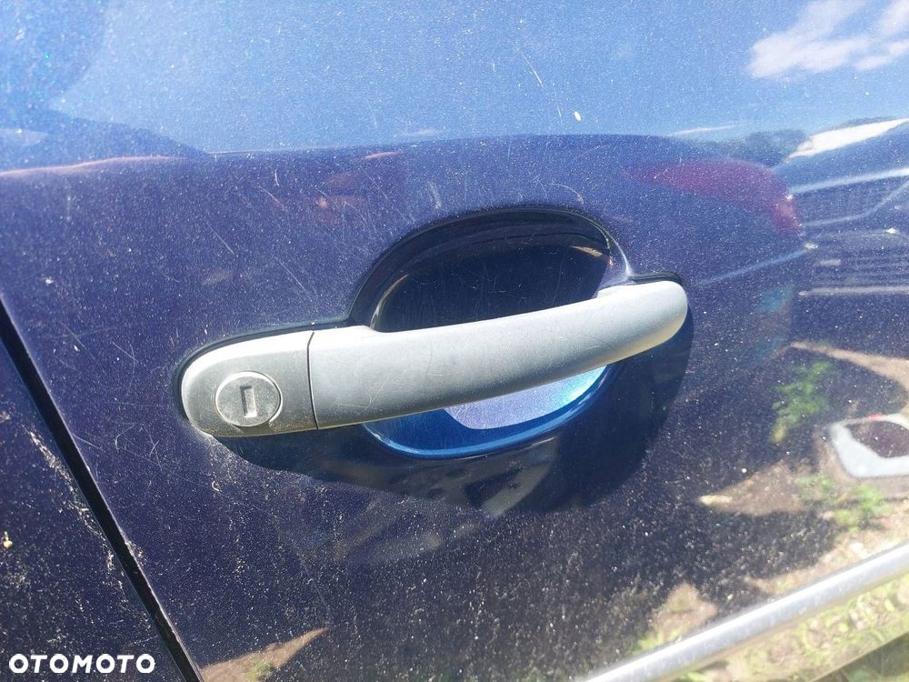 DRZWI KOMPLETNE PRAWY PRZÓD SKODA FABIA II 9462 - 2