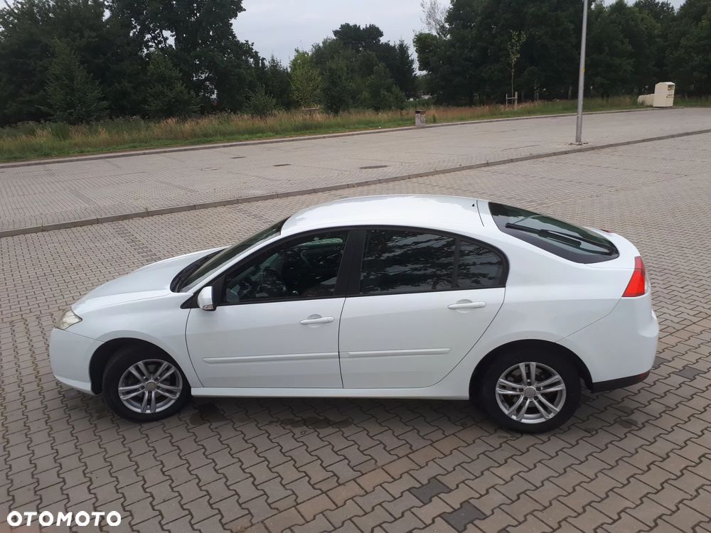Renault Laguna 1.6 16V 110 Expression - 13