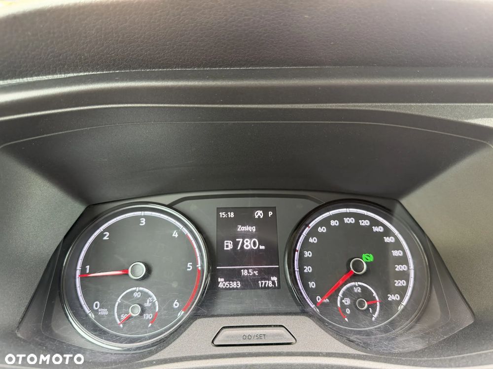 Volkswagen Caravelle 2.0 TDI L1 Trendline DSG - 14