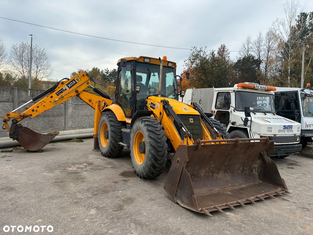 JCB 4CX - 4