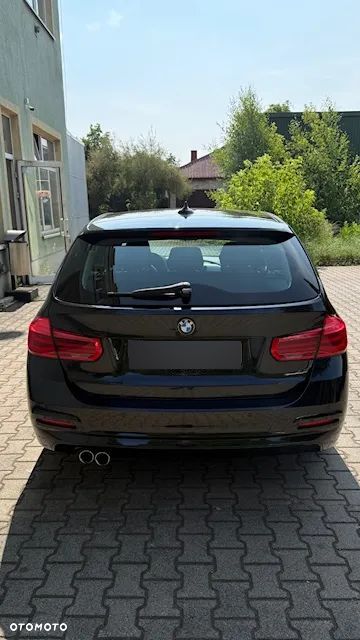 BMW Seria 3 320d - 5