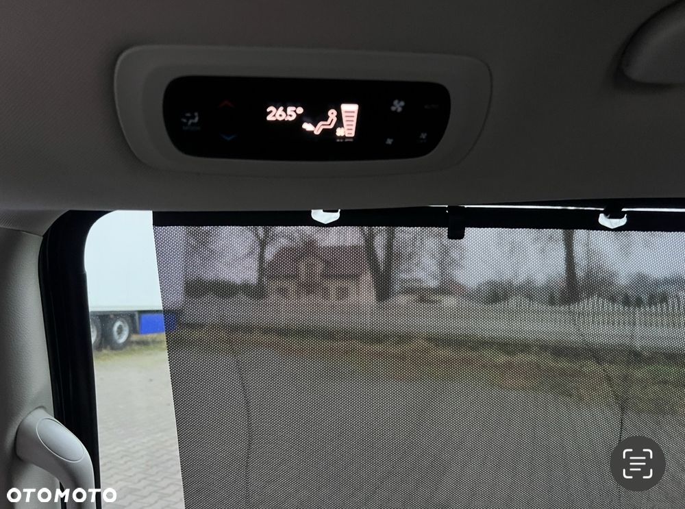 Chrysler Pacifica - 27