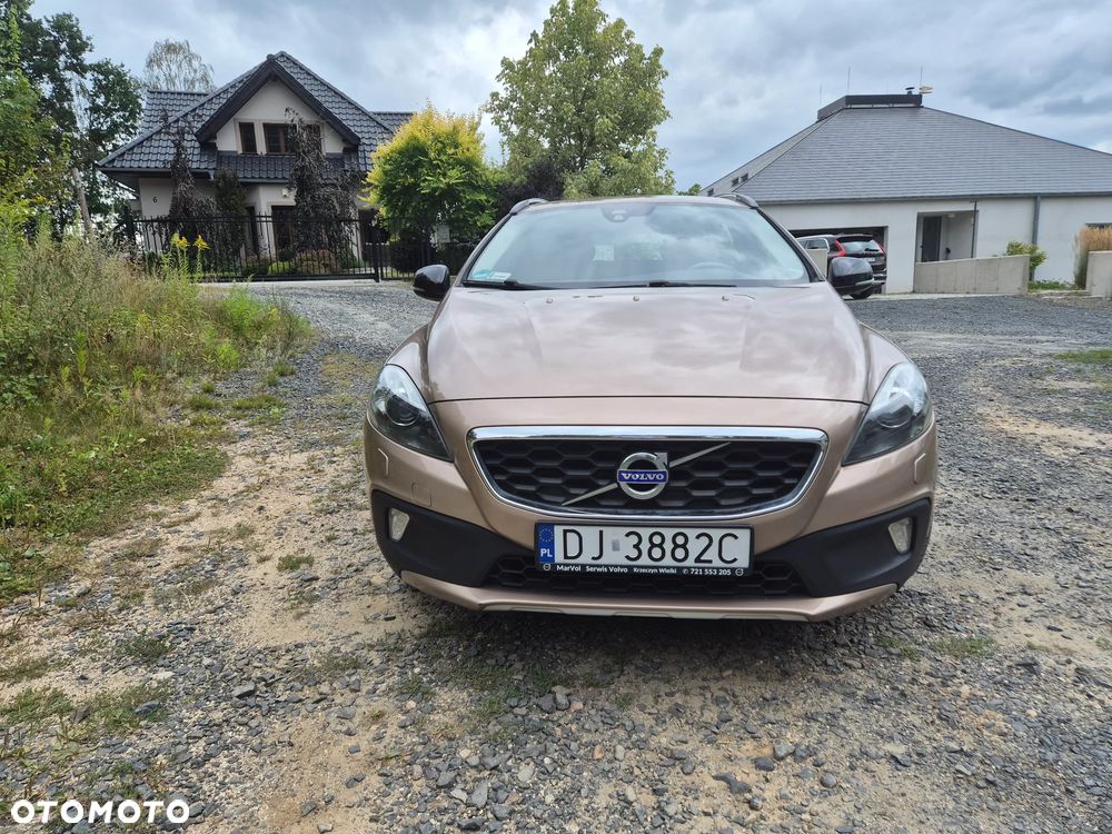 Volvo V40 Cross Country - 5