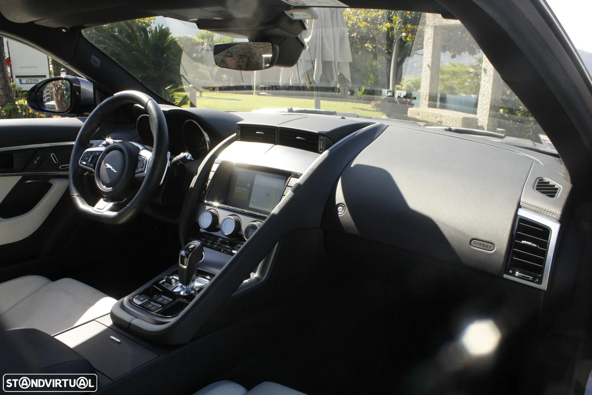 Jaguar F-Type 2.0 i4 R-Dynamic - 42